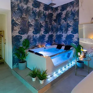 https://mazzini-luxury-suite.taorminaitalyhotels.com